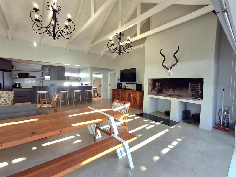 4 Bedroom Property for Sale in Britannia Bay Western Cape